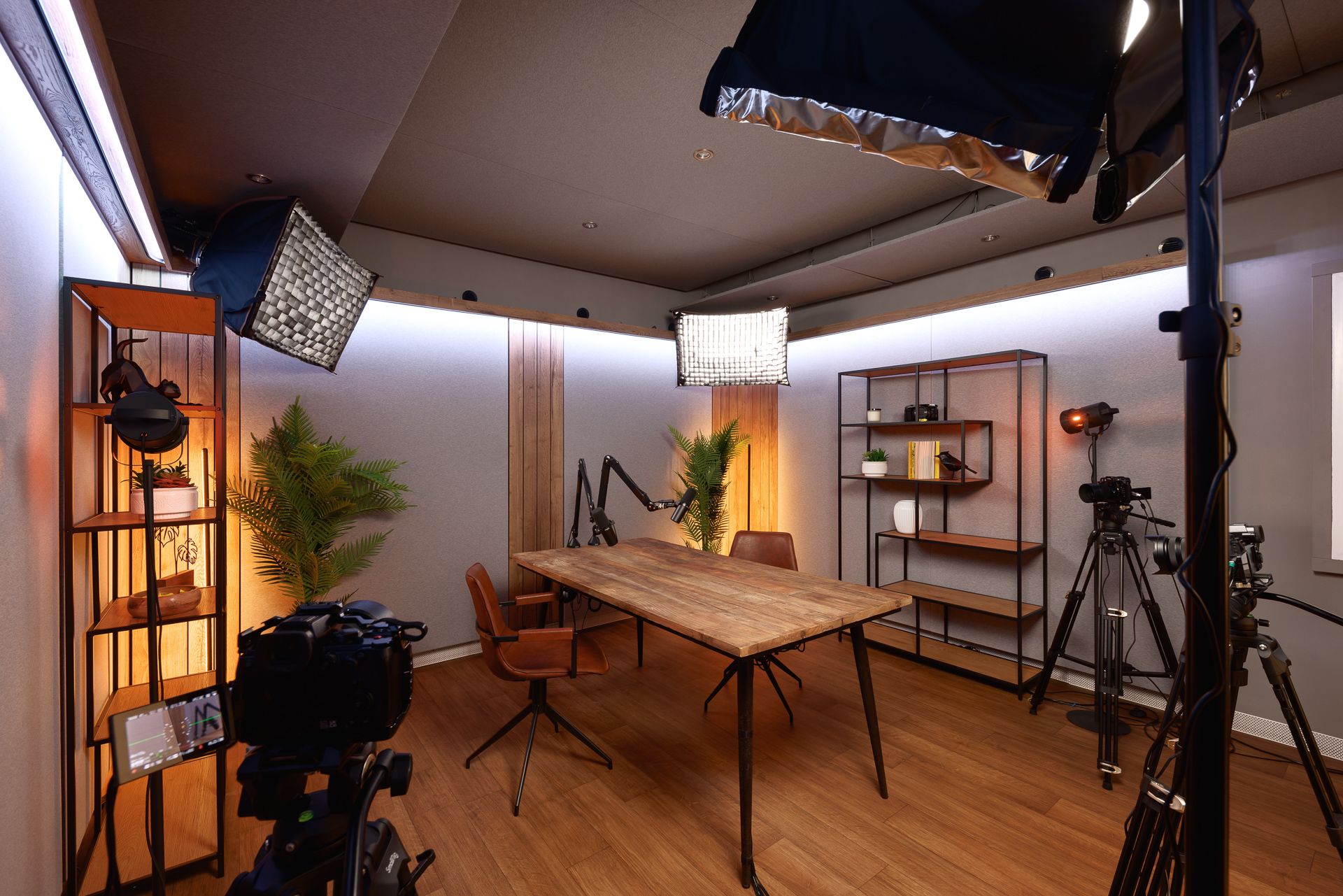 Studio Forendors