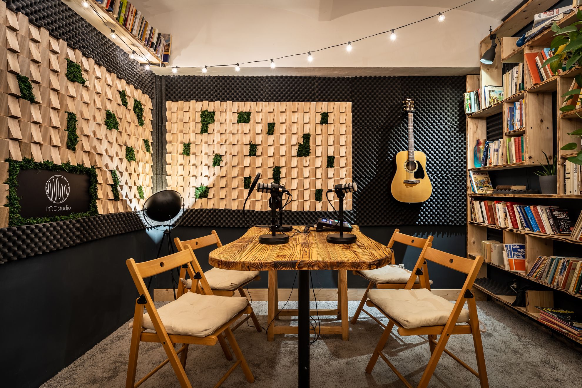 Pracovna - Studio: ONE